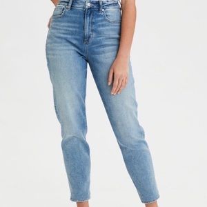 American Eagle Mom Jean